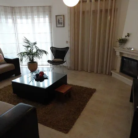 Apartamento Praia São Martinho do Porto Apartamento *