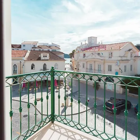 아파트 Apartamento Praia Sao Martinho Do Porto *
